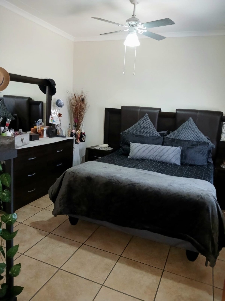 To Let 3 Bedroom Property for Rent in Waterkloof North West